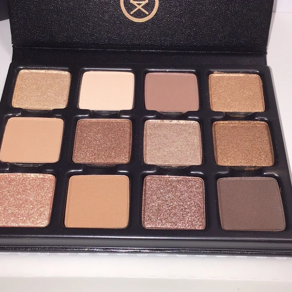 Viseart Praline E’Tendu Eyeshadow Palette - brand new in box